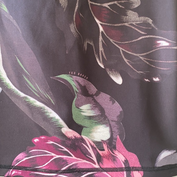 Ted Baker workout top size M - Picture 2 of 5
